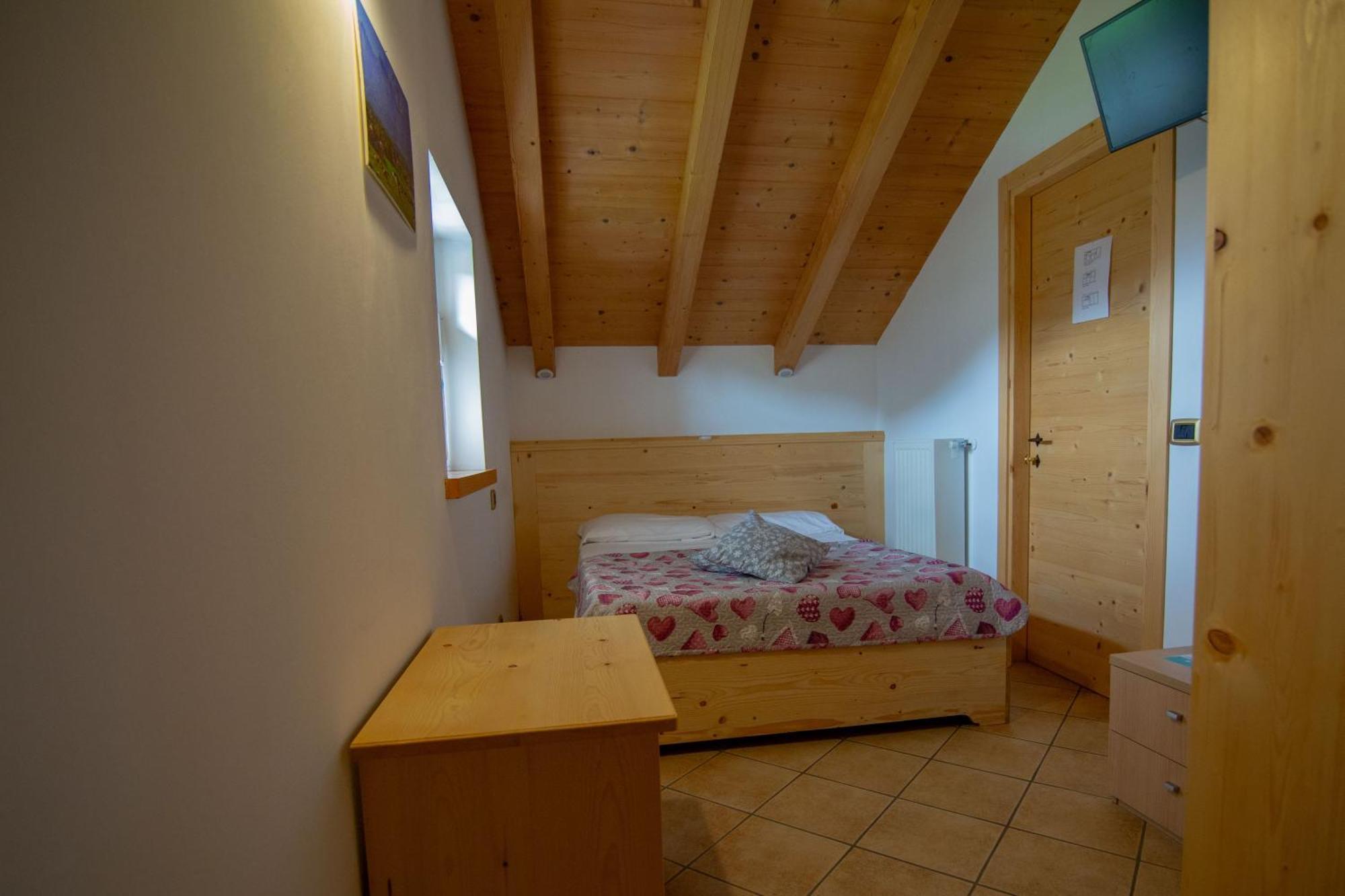 Rifugio Pranolz Hotel Trichiana Exterior photo